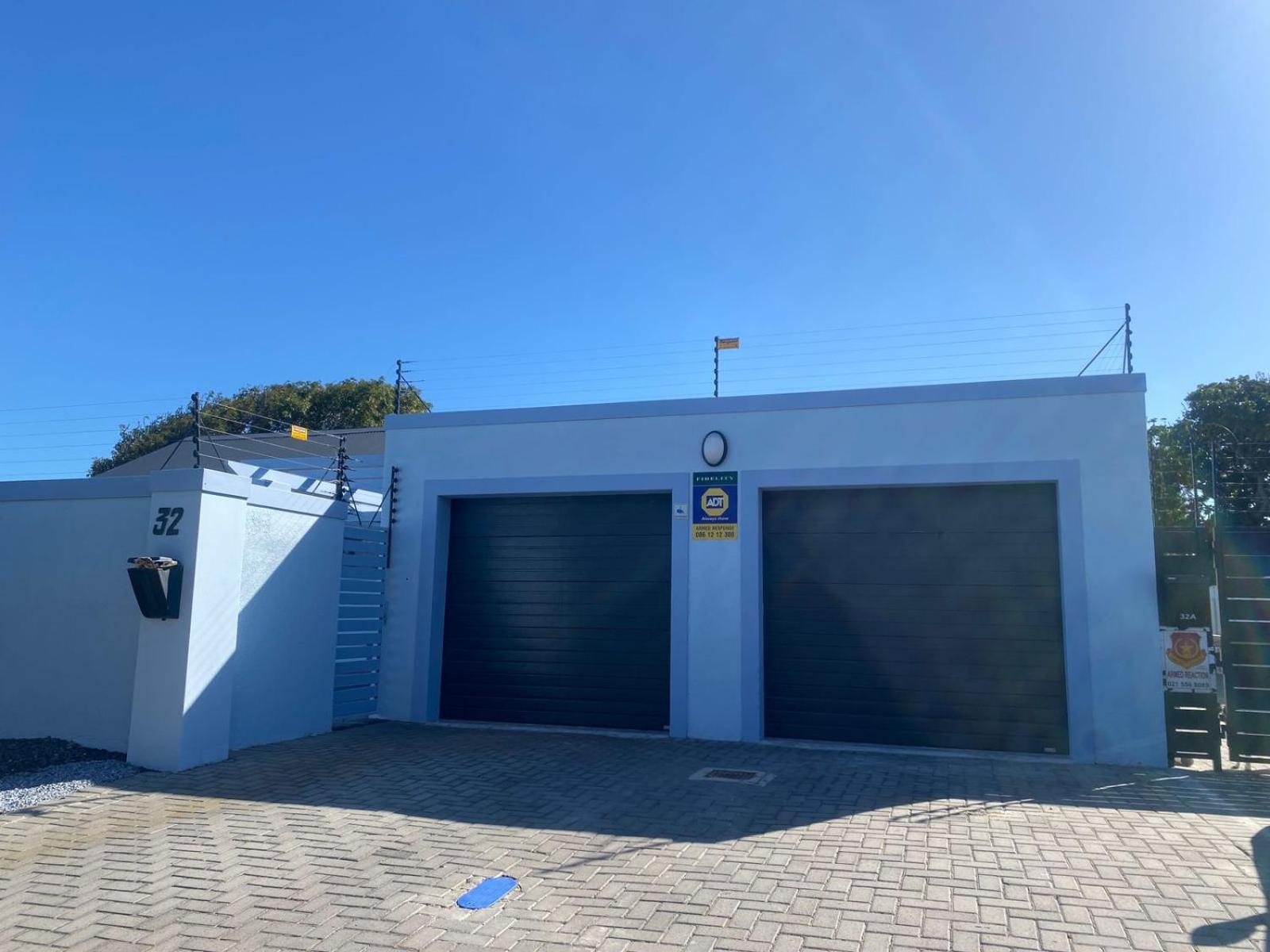 32 On Gill Road Self Catering Holiday home Cape Town