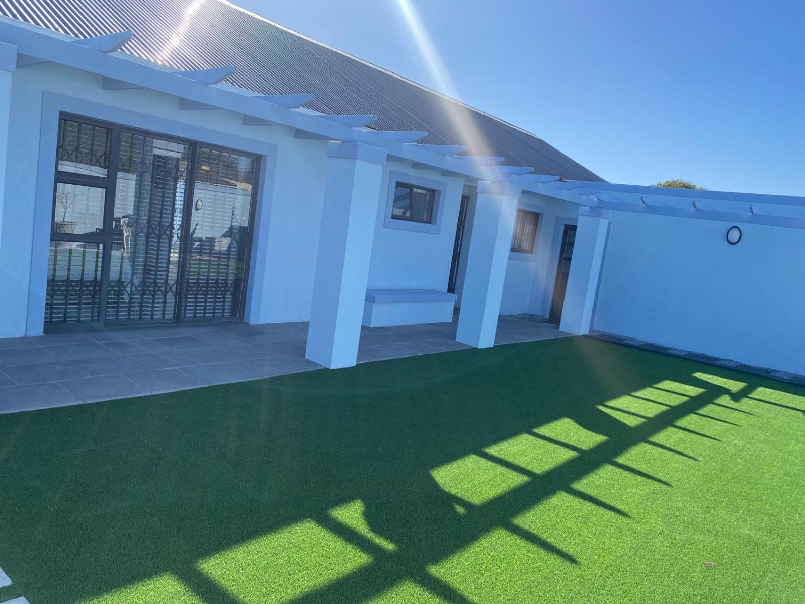 32 On Gill Road Self Catering Holiday home